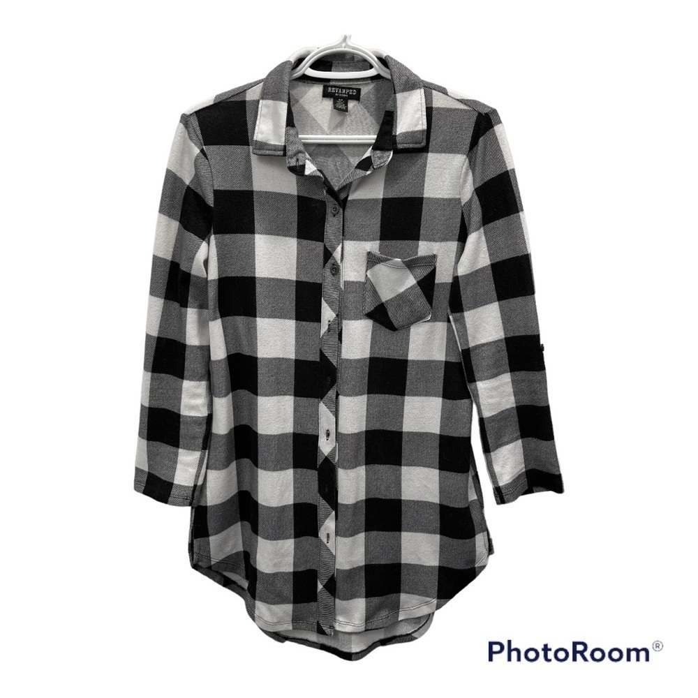BUFFALO check long shirttail hem top size medium